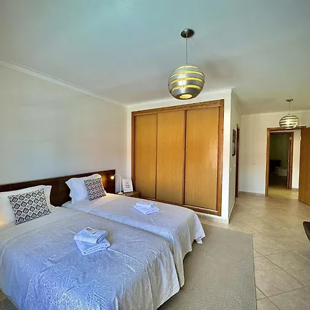 Almancil Excellence With Pool By Homing فيلة لول