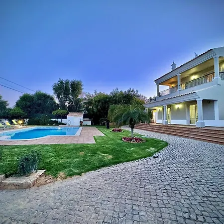 Almancil Excellence With Pool By Homing Villa